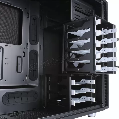 Photo de Boitier Moyen Tour ATX Fractal Design Define R5 (Noir)