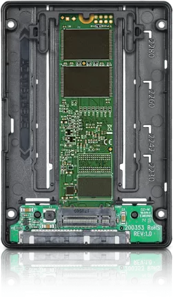 Photo de Convertisseur Icy Dock EZConvert MB703M2P-B - 1x 2,5" pour 1x M.2 S-ATA